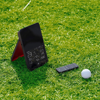 PRO Launch Monitor and 3D Driving Range Simulator